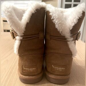 Kookaburra by UGG, Girl’s size 2, Tan